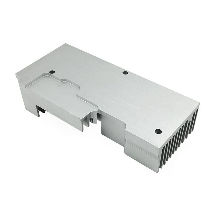 Pièces de forage d'usinage CNC Profil de dissipateur de chaleur en aluminium brossé anodisé